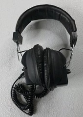 Vintage Pyramid Model HP-40 Headphones P36