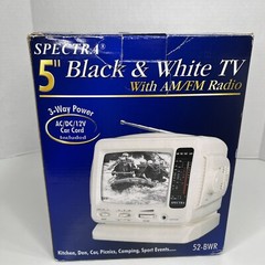 SPECTRA 5 INCH Black & White TV-AM-FM Radio BATTERY POWERED Plug In