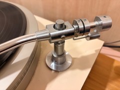 Technics SP-25 DD Turntable w/plinth and Syntec S-220 Piezo PU-420 Tonearm