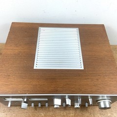 Yamaha CA-2010 Natural Sound Stereo Amplifier(POWERS ON)