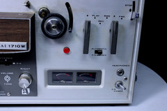 AKAI 1710W Reel-to-Reel Tape Recorder
