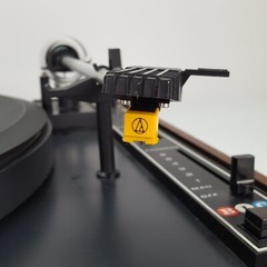 Vintage BIC 940 Belt Drive Turntable W/Soft Cover & Manual in Working Condition