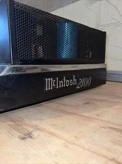 McIntosh MC2100 Amplifier (Read Description)