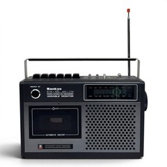 FOR PARTS/REPAIR Sankyo STR-100 AM/FM Radio Cassette Recorder Vintage Japan