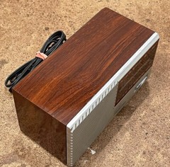 Vintage Soundesign Model No. 3030 AM/FM Table Radio Tuner Macau TESTED VGC