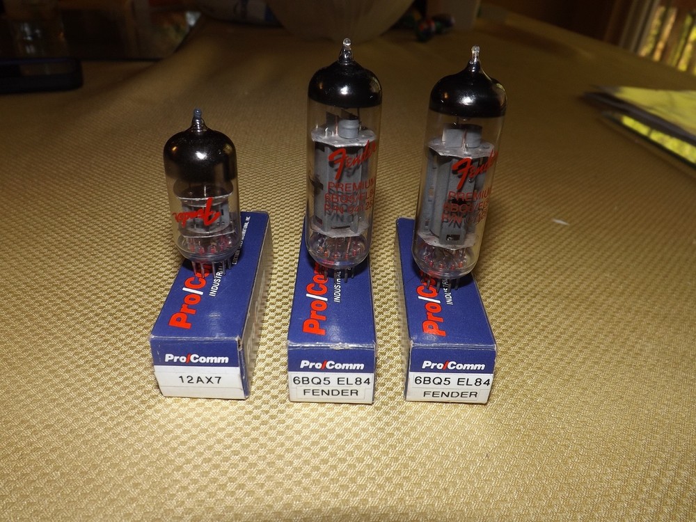 PREMIUM (2) EL84 / 6BQ5 matched and( 1 ) 12AX7 look great FENDER TUBES