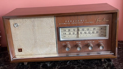 Mid Century Tube FM AM Radio Panasonic 782B Tweed 1963 Please Read