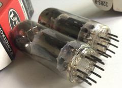 2 RCA 12BH7 Grey Plate Dual Triode Vacuum Tubes Vtg Both Test Good in RCA Boxes