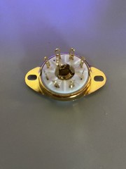 TUBE SOCKET – Premium 8 Pin Loctal Ceramic – (BOTTOM) Mount – Gold Plate-(1pc)