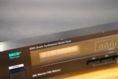 MCS 3050 AM/FM/AM Quartz Synthesized Stereo Tuner, Vintage, Clean