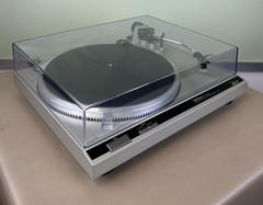 TECHNICS SL-Q2 TURNTABLE
