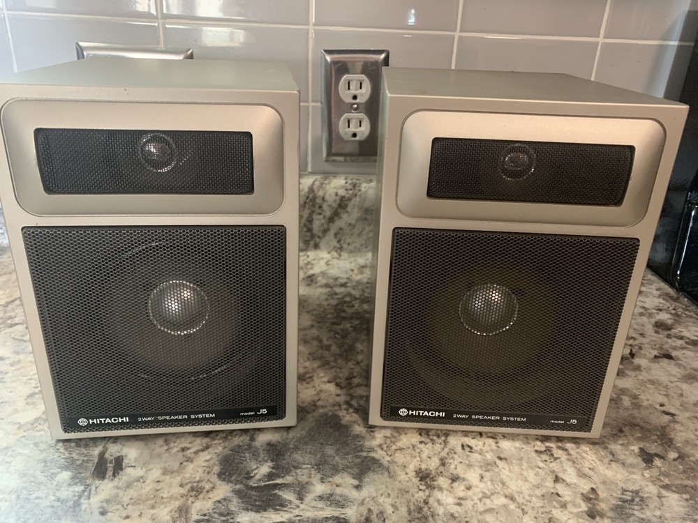 Hitachi 2 Way Speaker System Model HS-J5 Rare Good Working And Nice Condition!