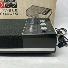 Vtg 1960s RCA Victor Solid State AM FM Tabletop Radio RHC21J NIB
