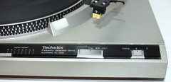 Technics SL-230 Vintage Automatic Belt Drive Turntable Manual Included Tested