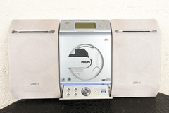 Philips Radio CD USB Micro Stereo System MCM275 MCM2745/37 w/Speakers & Remote