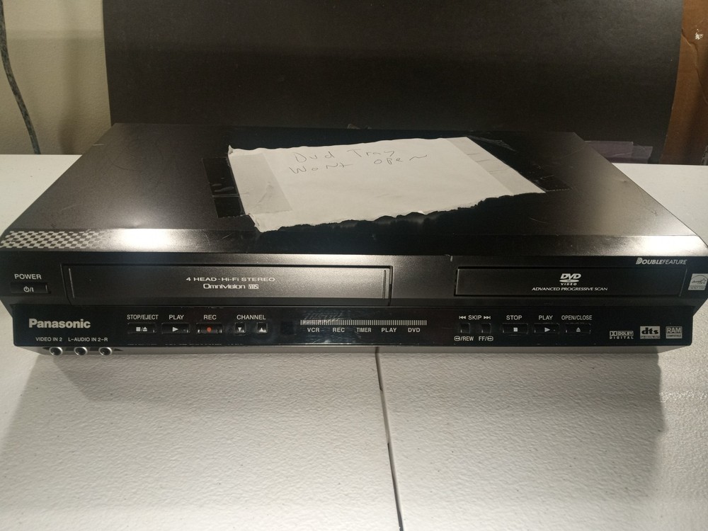 PANASONIC PV-D4745 4 Head Hi-Fi VHS DVD Combo VCR FOR PARTS OR REPAIRS