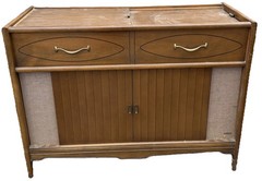 Magnavox Micromatic Vintage Record Player Console Cabinet Turntable