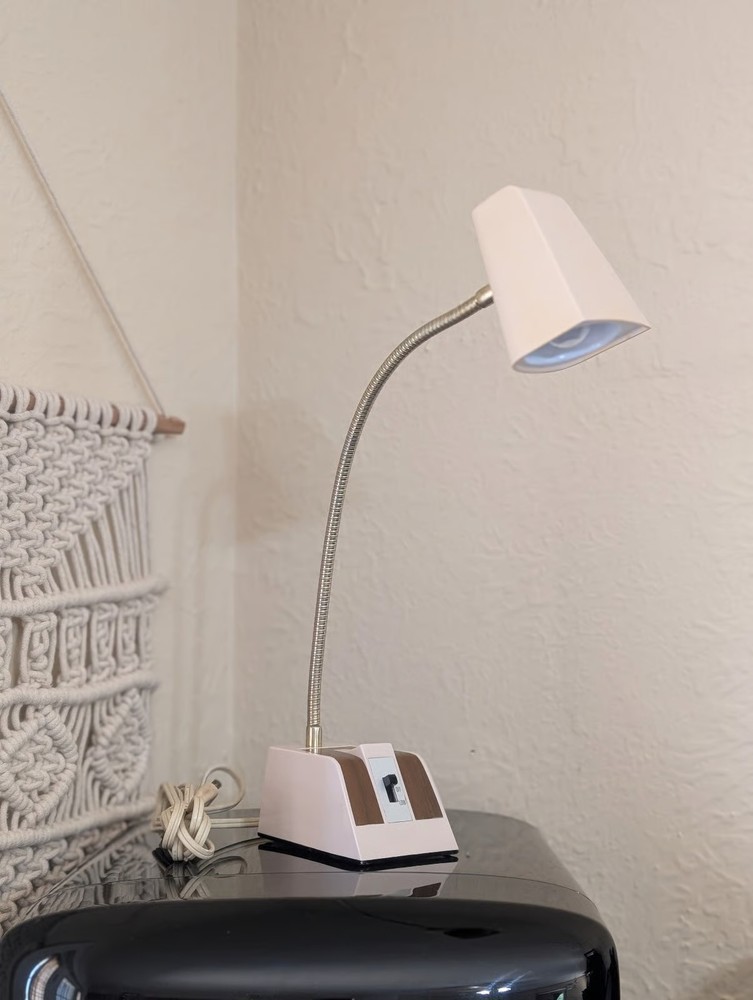 Vintage Hamilton Industries Mid Century Modern Desk Lamp