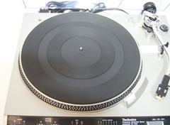 Technics SL-230 Vintage Automatic Belt Drive Turntable Manual Included Tested