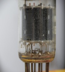 Philips ECC83 – Foiled D-getter 1957 “Balanced” NOS
