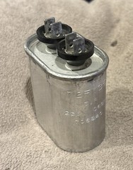 Vintage Bell + Howell 706840 16mm GE Capacitor 75 – 50A 5uf 236VAC # 72F5357
