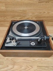 Dual 1209 Turntable – Powers On – No Headshell – PARTS OR REPAIR *READ Descript*