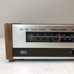 (TESTED AND WORKING) Vintage REALISTIC TM-100 Solid State AM/FM Stereo Tuner