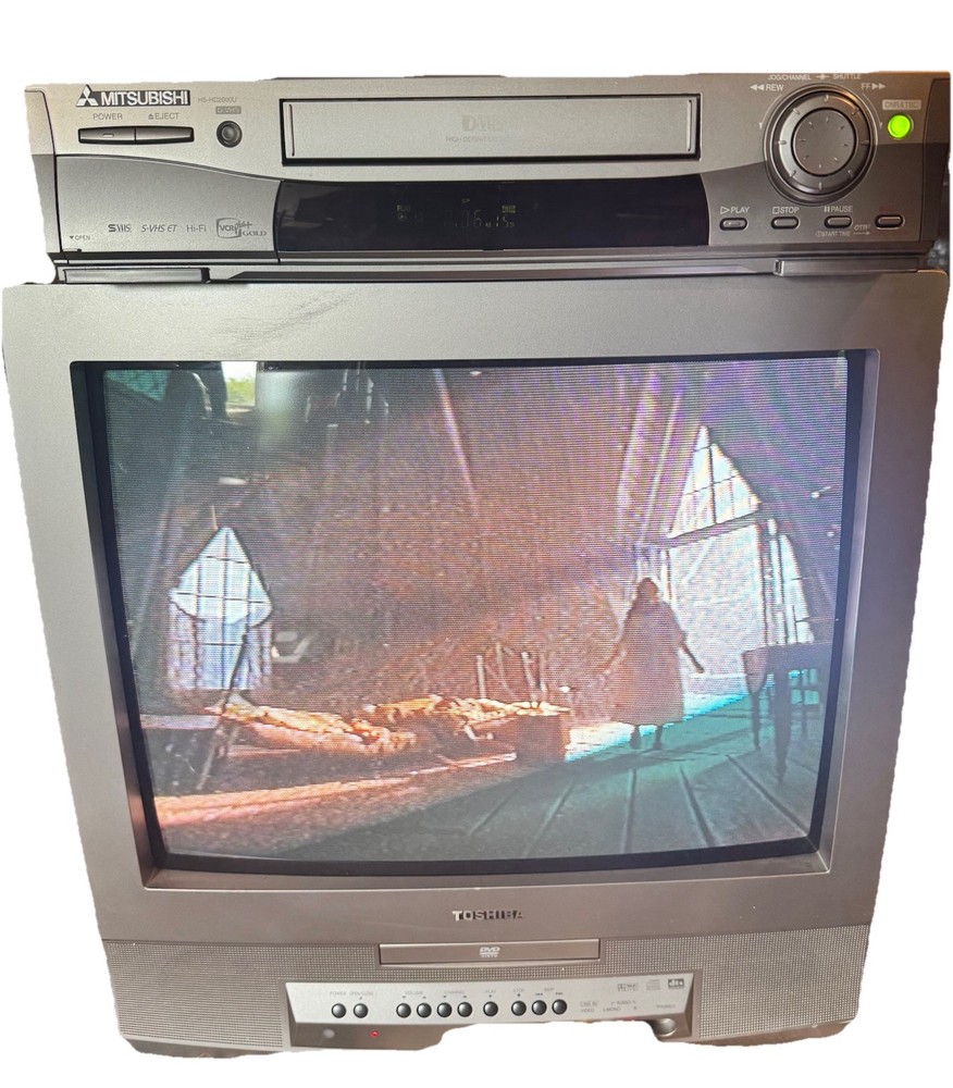 Mitsubishi HS-HD2000U VCR Plus Gold HD Original Box No Remote Works Great!