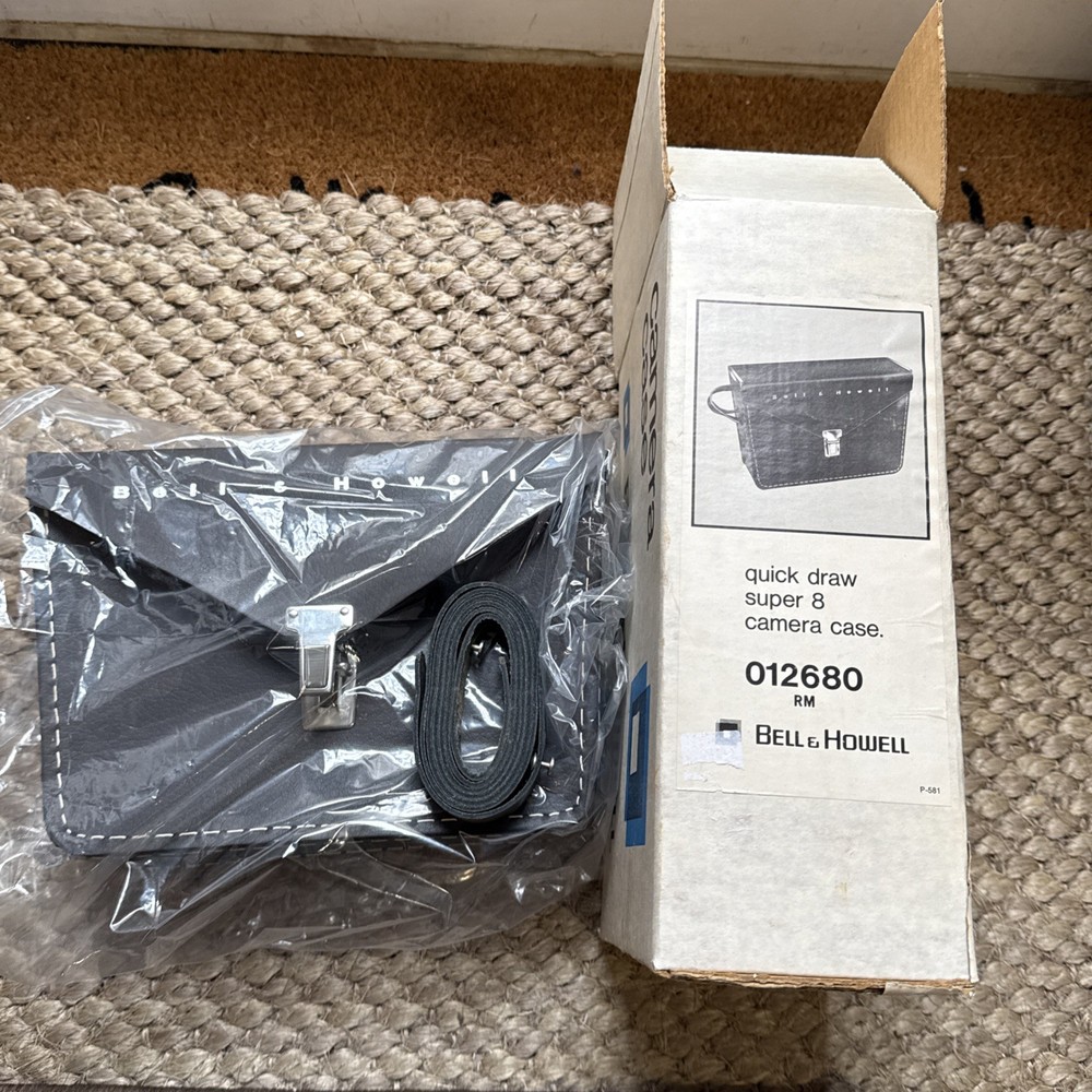 Bell & Howell Quick Draw Super 8 Camera Case Model 012680 – New