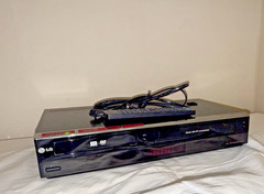 LG RC897T DVD/VCR Recorder 4-Head Hi-Fi HDMI 1080p Tested Works w/ Power &Remote
