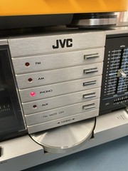 Vintage JVC JR-S301 Stereo Receiver w/ Graphic Equalizer – SHOWN WORKING