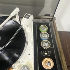 Zenith Circle Of Sound Vintage Vinyl Record Player & Speakers