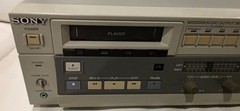 Sony EVO-9700 Video 8 / Hi8 Cassette Recorder PLEASE READ