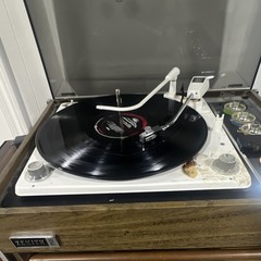 Zenith Circle Of Sound Vintage Vinyl Record Player & Speakers