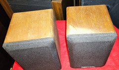 Pair Of Realistic Minimus -7W Speakers #40-2039A Walnut Veneer Tested Japan 40W.