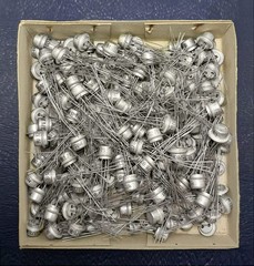 50pcs Germanium Transistor NPN MP37B (T322N 2SD37 2SD75) Tone Bender Fuzz USSR
