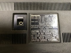 Vintage Panasonic RF-1060 AM/FM Portable Radio 70s