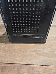 Very Rare! 1969 Crown TRP-126 Folding AM Radio & Phonograph w/cover Not working