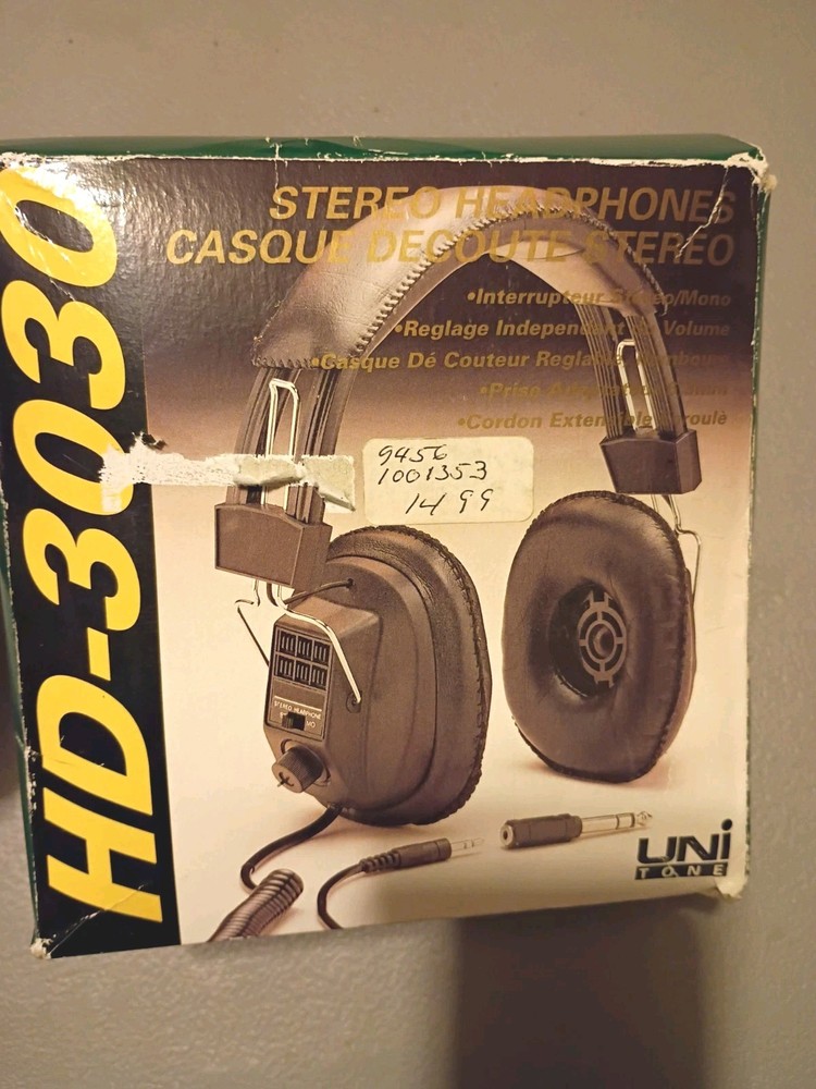 Vintage HD-3030 Stereo Mono Headphones Black Padded Volume Control New