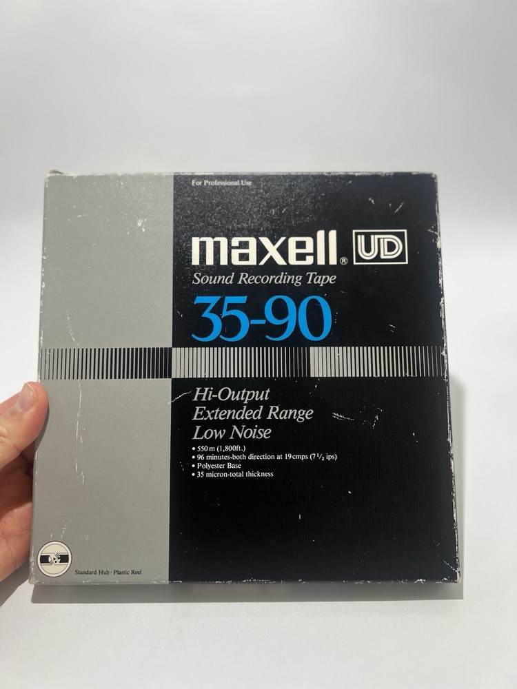 MAXELL UD 35-90 Sound Recording Tape 1800ft Reel to Reel. Open Box