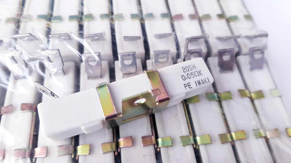 1 x 0.05 KOHM IWAKI FANUC 20SH RESISTOR 0.05 OHMS 0.05KOHM 20W Ceramic NEW