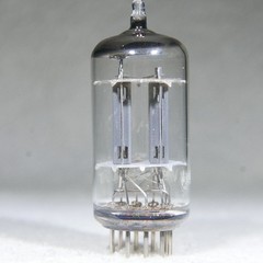 Telefunken ECC83/12AX7 Long Smooth Plate Diamond Mark on Bottom Strong Germany