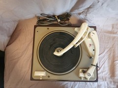Vintage Garrard Model 210 Turntable