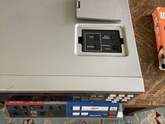 Sony Betamax SL-2710 Stereo Video Cassette Recorder ***( VIDEO)
