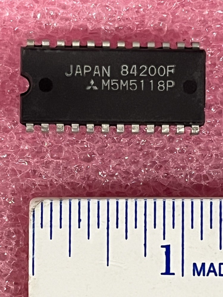 M5M5118P 16K BIT STATIC RAM CMOS 2KX8 200NS 24 PIN DIP MITSUBISHI (LOT OF 1)