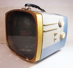 1957 RCA VICTOR DELUXE 14″ PD-8054 Retro Atomic Portable TV • Prop Parts Repair