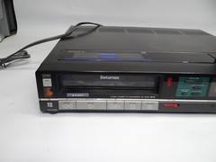 Sony Betamax SL-3030 Video Cassette Recorder Powers On Parts/Repair