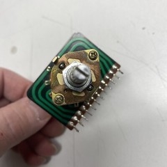 Pioneer SA-9500 – Treble – Rotary Switch – Part# ASD-034-A (1 Only)