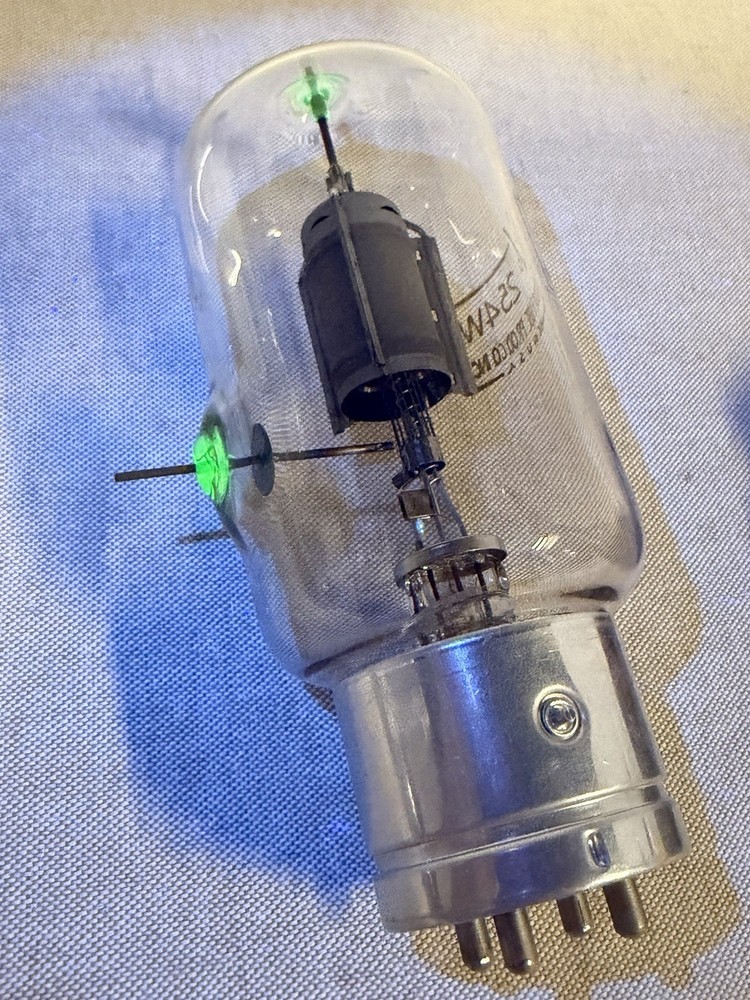 Heintz & Kaufman 254W RF Transmitting Vacuum Tube Military Radio Uranium Glass