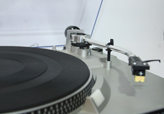 Technics SL-230 Vintage Automatic Belt Drive Turntable Manual Included Tested